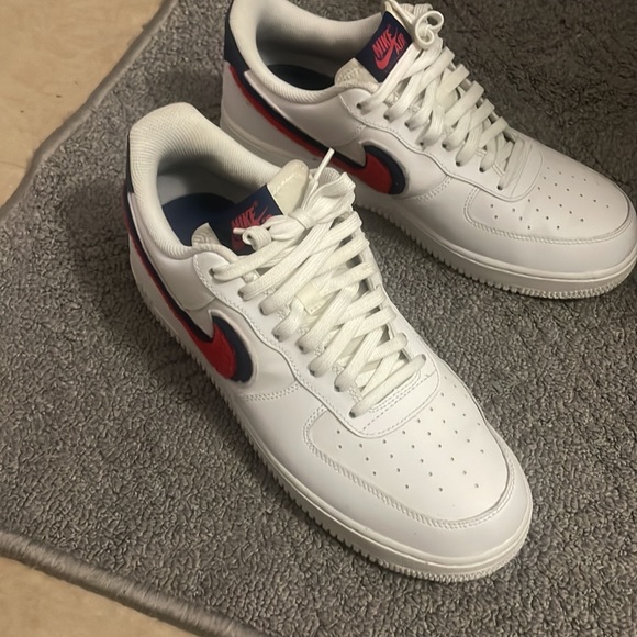 Used - Picture 4 of 4